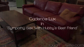 Cadence Lux fiatalabb falloszt akar