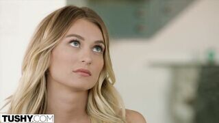 Natalia Starr két falloszt kap
