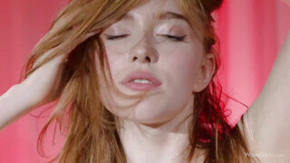 WOWGIRLS - Jia Lissa bájos maszturbációja