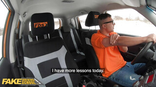 Fake Driving School - Kurva csöcsös lányok közösülnek
