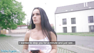 Public Agent - Lexi Dona pénzért baszik