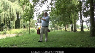 Oldje - Koros fószer reszeli a tinédzser gádzsit