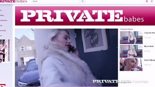 Private.com - A méretes csöcsű Elizabetha Romanova rábukik a farokra
