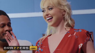 Brazzers - Chloe Cherry és a fotós fickó