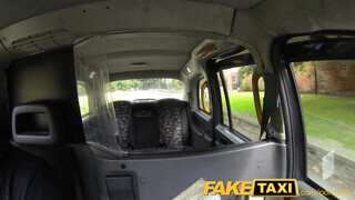 FakeTaxi - Szexi lengyel csajszi megdugva