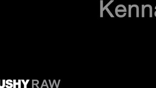 TUSHYRAW - Kenna James szűk ánusza megkúrva