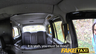 Fake Taxi - Roxxy Lea a gigászi kannás spanyol csajszika