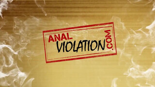 Analized - Lisa Ann a szexy milf hátsó lyukba rakva