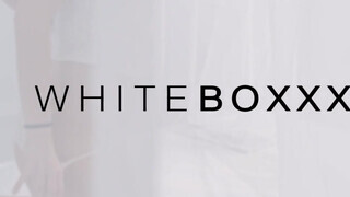 WhiteBoxxx - Silvia Dellai és Erika kurvája édeshármasban