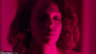 Deeper - Lacey London fehér hímtagot akart