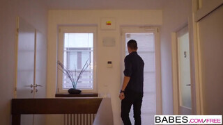 Babes - Paula Shy a óriási didkós szuka