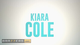 Brazzers - Kiara Cole és Charli Phoenix édeshármasban kufirconlak