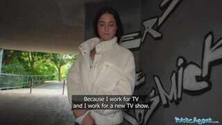 Public Agent - Charlotte Lapiedra a izgató latin nőci