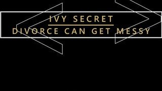 Karups - Ivy Secret a méretes csöcsű vonzó milf