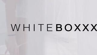 WhiteBoxxx - Leanne Lace a masszőr pasival kúrel