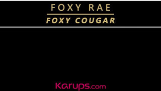 Foxy Rae teljesen beindult