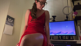 Nadia Foxx a szexy szemüveges gádzsi