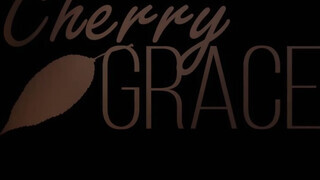 Cherry Grace a kerek muffos lány