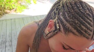 A szépség csábított engem a strandon, aztán meztelenül jött a villámba cidázni