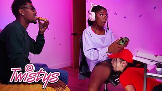 Twistys sztárjai, Hazel Grace és Rissa May forró lezbi kalandja hatalmas mellekkel és bula nyalással